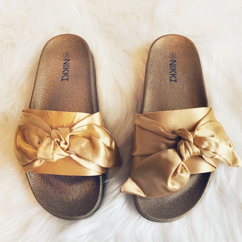 NIB Gold Satin Bow Slide Sandals | Women’s Size 8 | NIKKI | Luxe Slip-On Slider